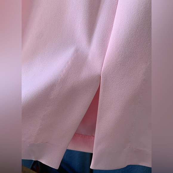 Pink skirt suit size 10 - Picture 2 of 8